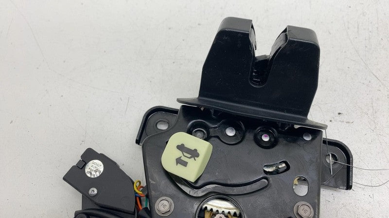 ⭕ 21-25 Model 3 Rear Liftgate Tailgate Decklid Lock Latch Actuator 150