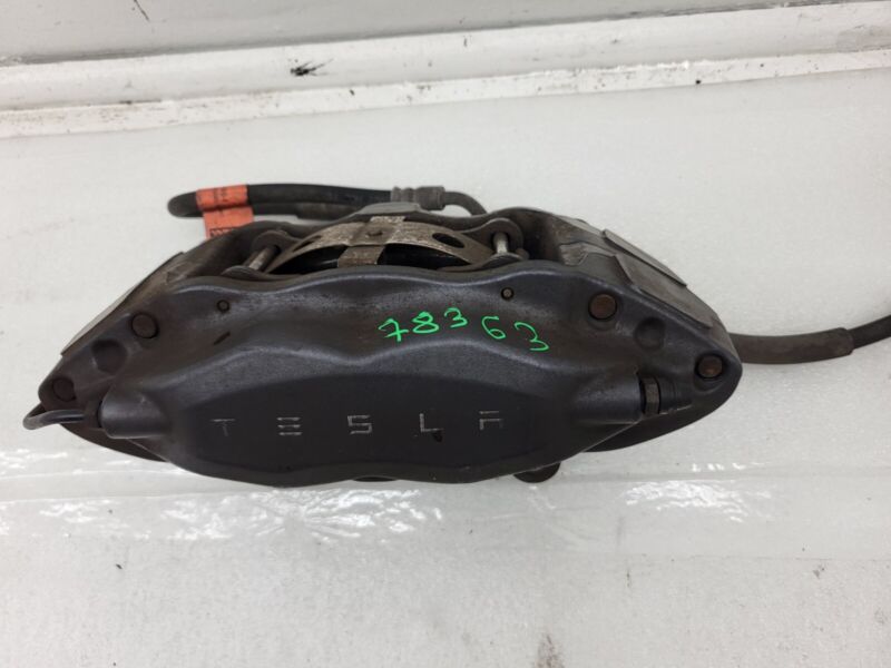 1027622 00 A 2016-2020 Tesla Model X MX Front Passenger Side Caliper w/ Brake Hose Line Right