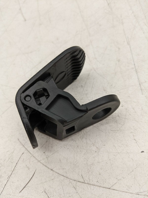 111600300C ⭕ 2017-2023 Tesla Model 3 Right Frunk Luggage Clip Bolt Tab Cover 1116003-00-C