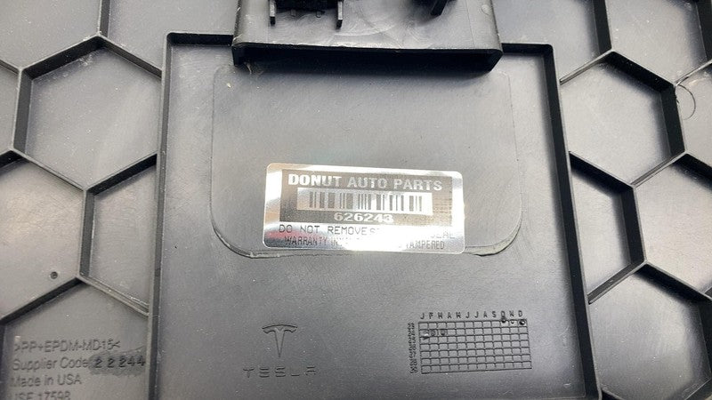 189840400C 2024 2025 Tesla Cybertruck Front Trunk Frunk Access Trim Panel Cover Assembly