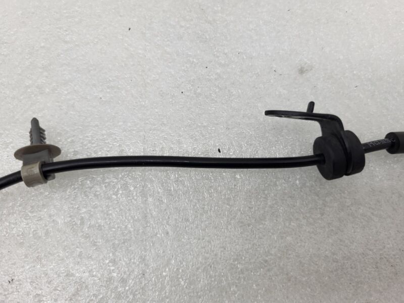 104476100E 17-22 Model 3 Front Left or Right Anti-Lock ABS Wheel Speed Sensor 1044761-00-E