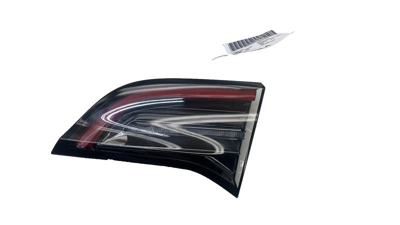 150208900B ⭕ 2020-2024 Model Y Rear Right Inner Taillight LED Tail Lamp 4-Pin 1502089-00-B