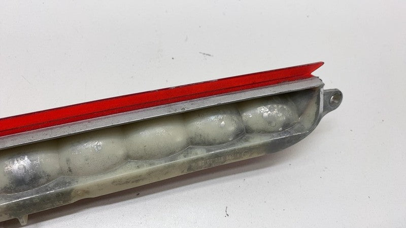 2012-2018 Mercedes-Benz GLE350 Rear Upper Tailgate Third 3rd Brake Lamp Light