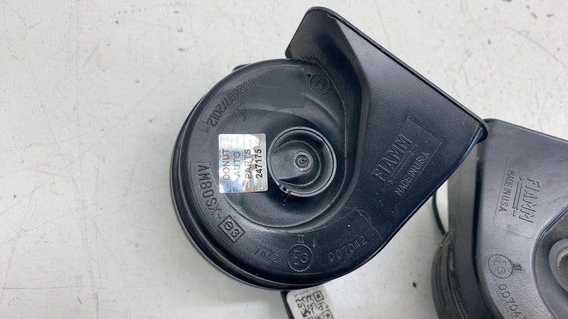 ⭕ 2018-2021 Lincoln Navigator PAIR High & Low Pitch Tone Horn Signal S