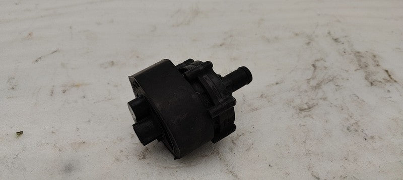 ⭕ 2016-2020 Tesla Model S X Cooling System Auxiliary Water Coolant Pum