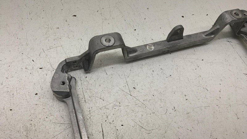 32335743 ⭕ 2021-2023 Polestar 2 Drive Motor Battery Pack Charger Mount Bracket 32335743