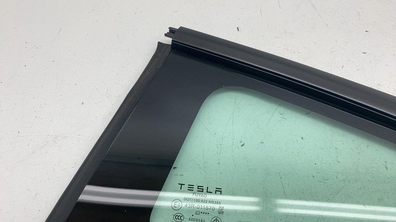 1514978-00 ⭕ 24-25 Model 3 Rear Driver Side Quarter Fixed Window Glass Left LH 1514978-00
