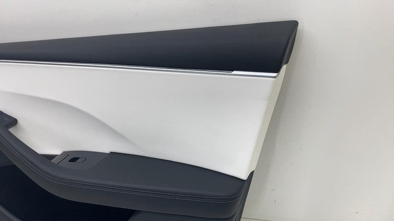 1776743-10-B ⭕ 24-25 Model 3 Front Passenger Highland Door Panel Trim Card Right 1776743-10-B