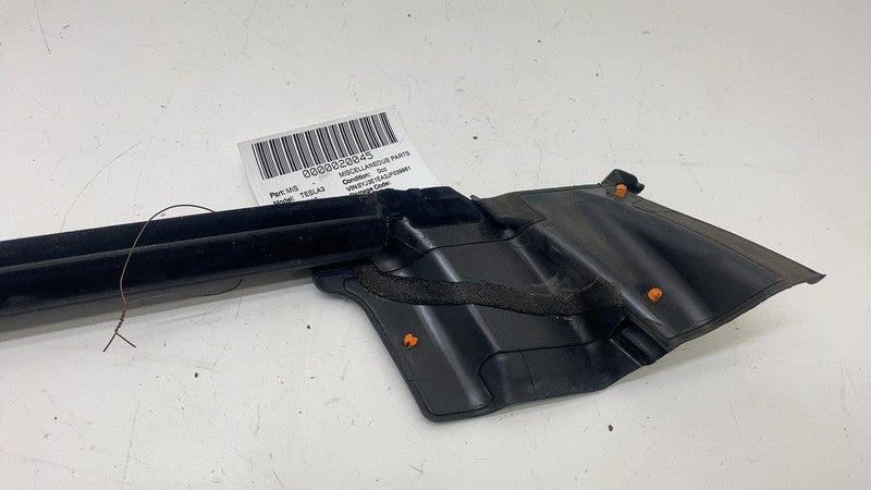 ⭕ 17-23 Model 3 Rear Right Door Window Inner Belt Weatherstrip Seal 10