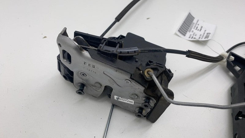 ⭕ 2014-2019 Chevrolet Silverado 1500 Front Left Exterior Door Handle w/ Actuator