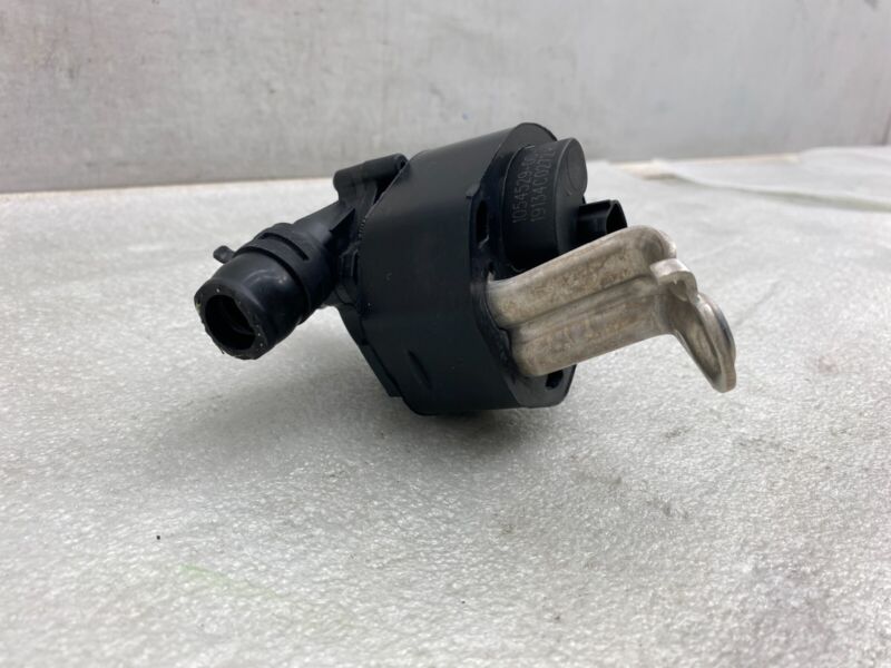 2016 2017 2018 2019 2020 Tesla Model X MX Auxiliary Coolant Water Cooling Pump