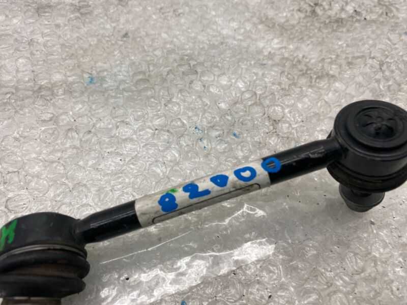 1044496 00 E 2017-2023 Tesla Model 3 M3 Rear Passenger Side Stabilizer Sway Bar Link Right RH