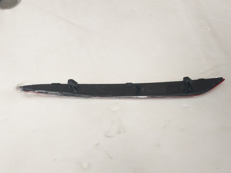 6007706-00-D ⭕ 12-20 Tesla Model S Rear Right Bumper Lower Reflector Lamp Light 6007706-00-D
