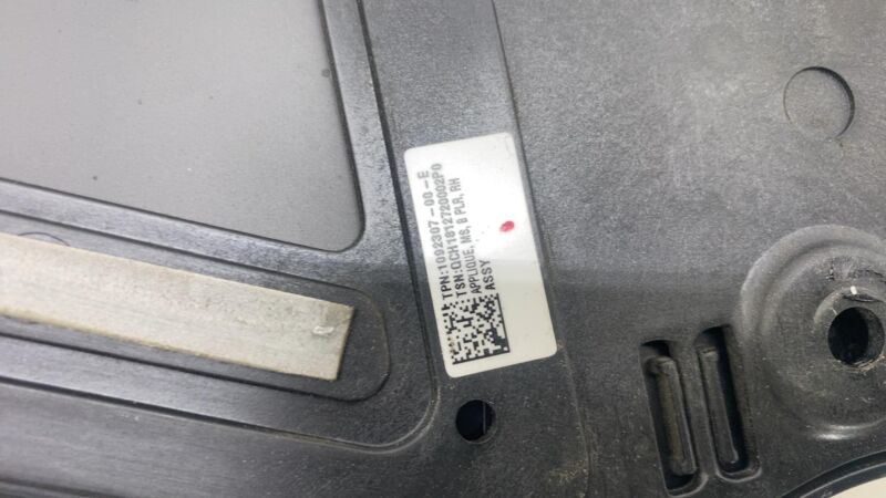 2016-2020 Tesla Model S Passenger Side B-Pillar Glass Applique & Camera Right RH