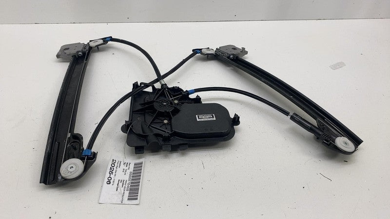 109662100F ⭕ 2017-2023 Tesla Model 3 Front Right Door Window Regulator & Motor 1096621-00-F