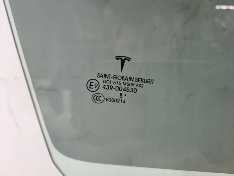 43R-004530 ⭕ 2017-2019 Tesla Model 3 Front Passenger Door Window Glass Right RH Single Pane