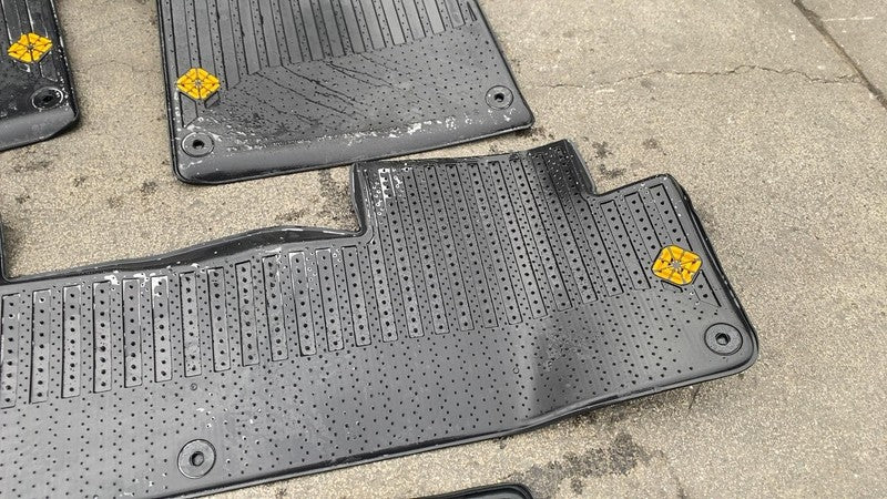 PT00818683-A ⭕ 22-25 Rivian R1S Front & Rear Floor All Weather Carpet Cover Mat PT00818683-A