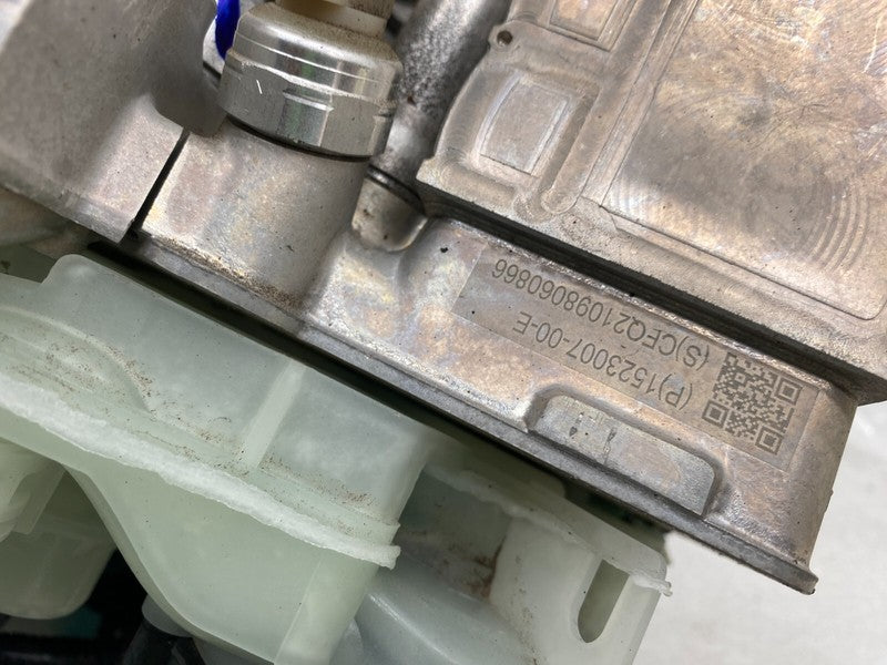 150685900D ⭕ 2021-2023 Tesla Model 3 Supermanifold Refrigerant Chiller w/ Coolant Reservoir