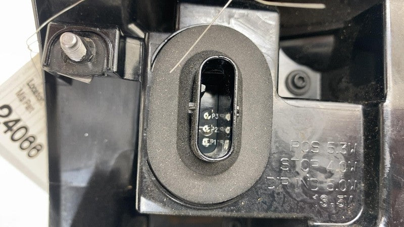 ⭕ 2017-2022 Tesla Model 3 Rear Driver Exterior Taillight Outer Tail La