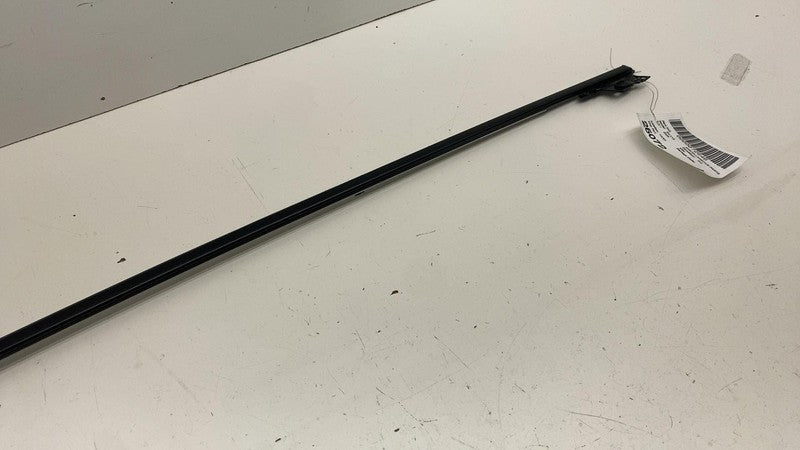 87849117 ⭕19-25 Chevrolet Silverado 1500 Rear Right Side Door Window Applique RH 87849117