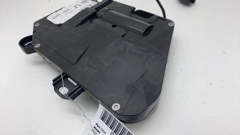 ⭕ 16-20 Model S Front Left Exterior Door Handle Outer Silver PMSS 1071