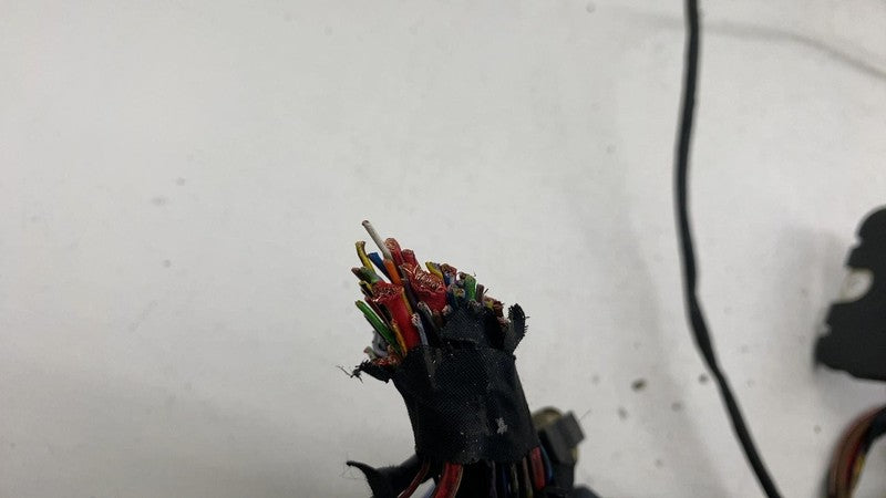 2018 2019 2020 BMW 530e Front Bumper Wiring Harness Cable Wire Assembl