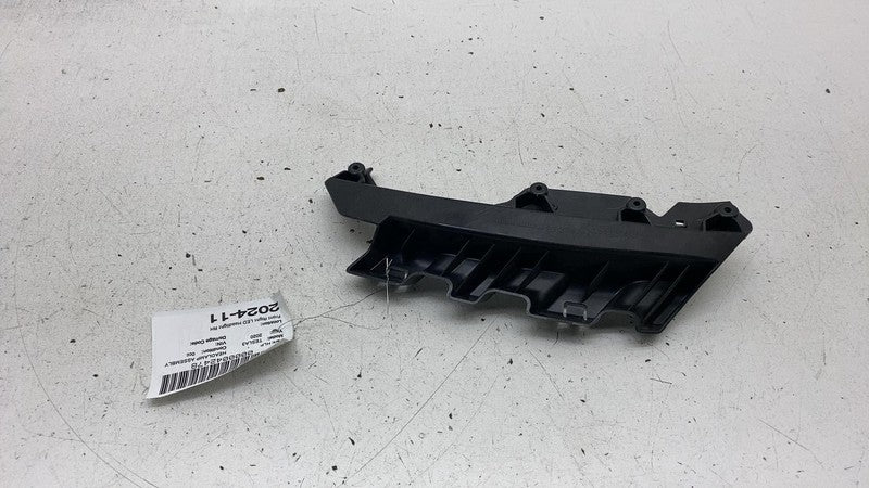 6002TM0542 ⭕ 2017-2023 Tesla Model 3 Front Right Bumper Headlight Head Lamp Support Bracket