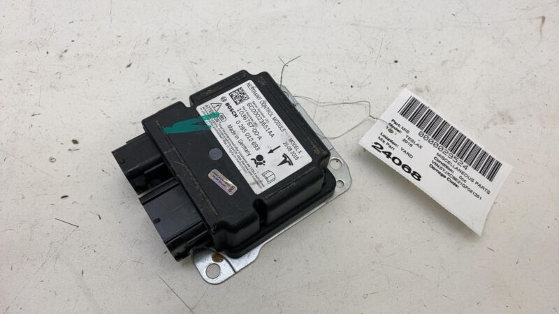 103676700A 16-20 Model X Safety Restraint Control Module Computer (Crash Data) 1036767-00-A