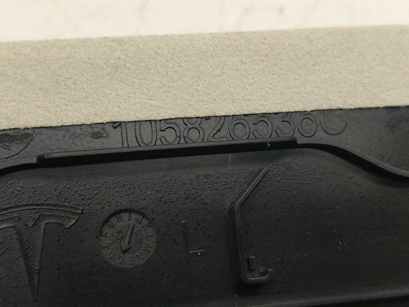 1055055 00 A ⭕ 2016-2020 Tesla Model X Rear Left Upper Interior Door Trim Strip 1055055-00-A