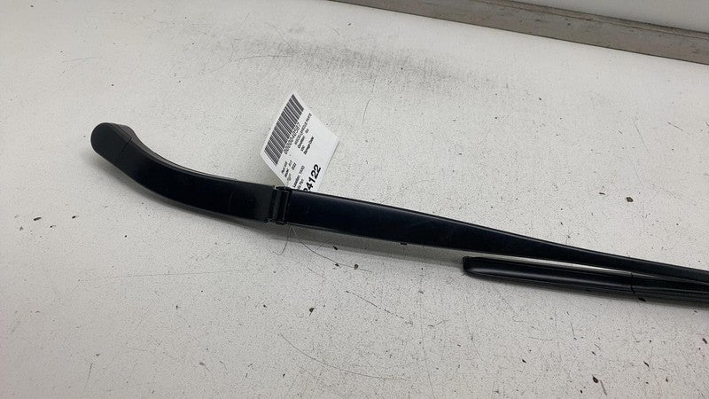 ⭕ 2022-2024 Rivian R1T Front Left Windshield Wiper Driver Side LH