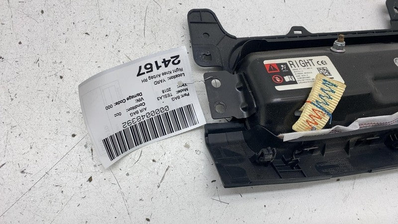 107782600D ❇️17-23 Tesla Model Y 3 Right Knee Airbag Passenger Safety Module RH OEM 1077826