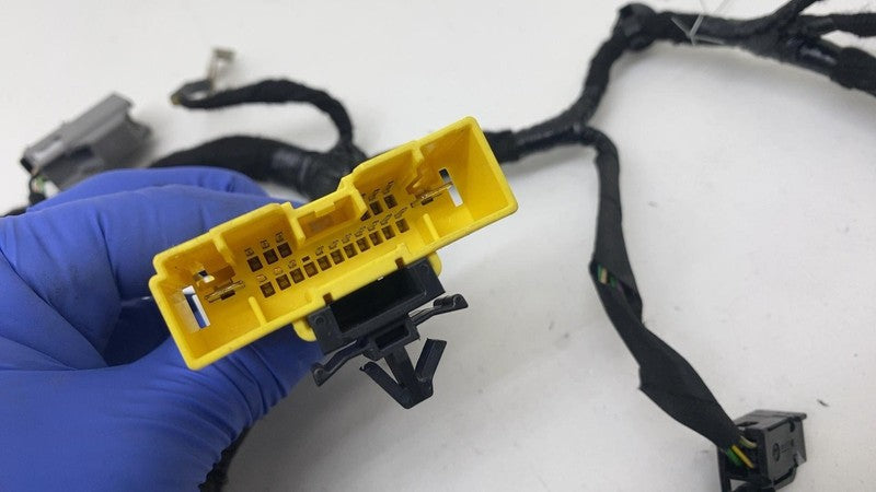 68321862AC 17-24 Chrysler Pacifica Front Left Seat Memory Module w/ Wire Harness 68321862AC