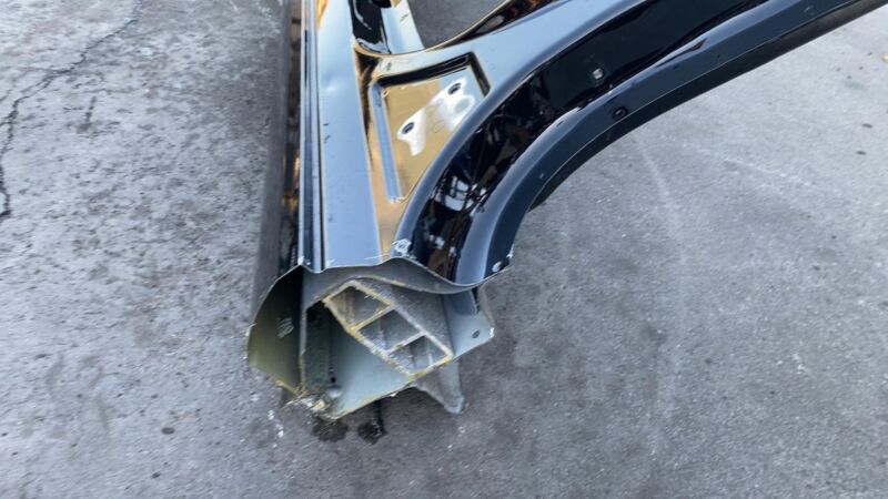 ⭕ 24 25 Tesla Model 3 Driver Side B-Pillar Rocker Panel Structural Cutout Left