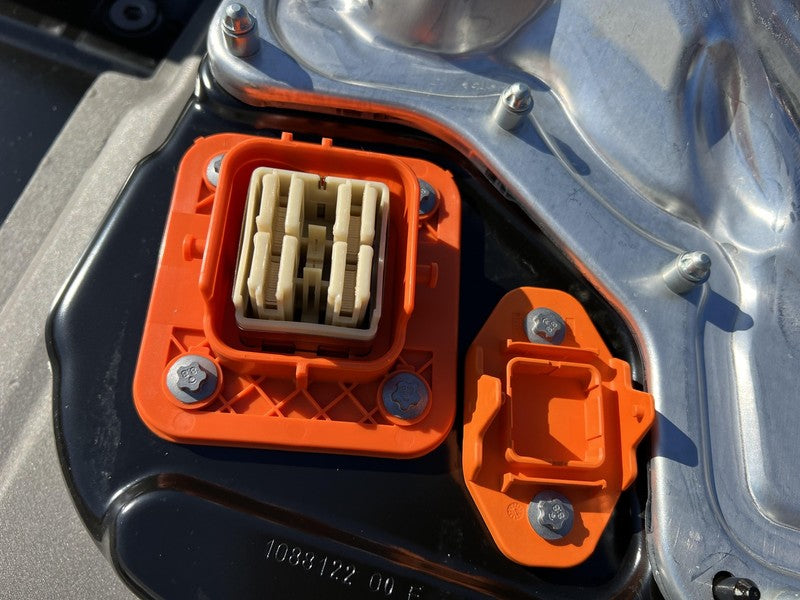 1104428-00-M ⭕ 2019 Tesla Model 3 Standard Range Plus Battery Pack 1104428-00-M (PARTS ONLY)