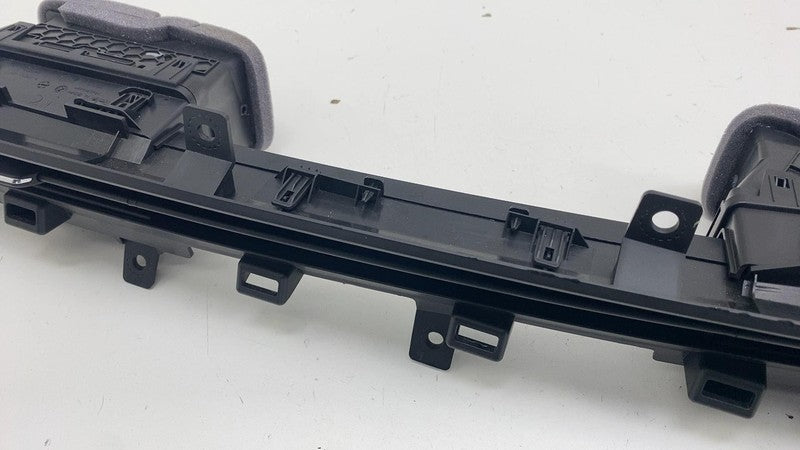 LJ8BR018C19A ⭕ 21-24 Mustang Mach-E Dashboard Center & Right Air Vent Grille LJ8B-R018C19-A