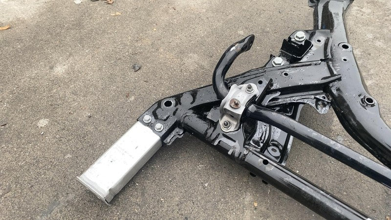 ⭕ 20-24 Model Y Front Subframe Crossmember Cradle w/ Stabilizer Bar 10