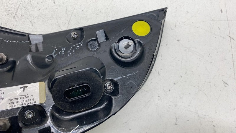 ⭕ 17-23 Tesla Model 3 Rear Left Inner Taillight LED Tail Lamp 4-Pin 15