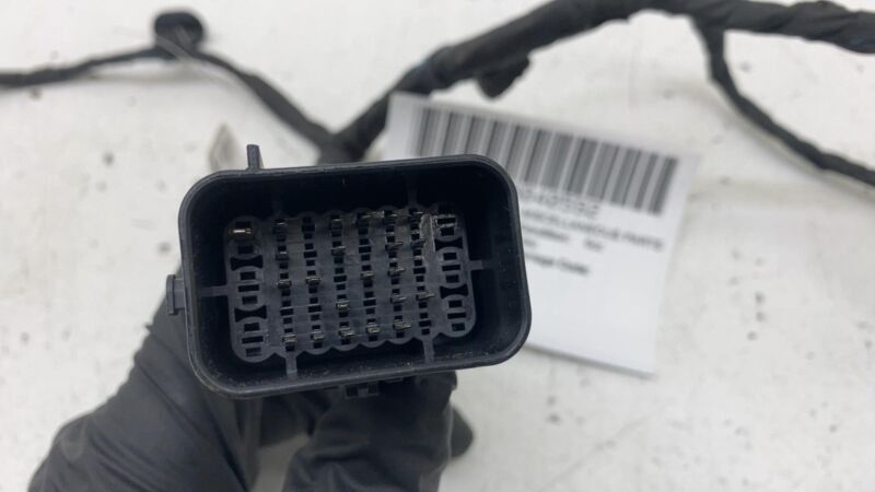 PT00000574-I ⭕ 22-24 Rivian R1T Instrument Panel Wiring Harness Radio Amplifier PT00000574-I