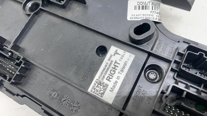 ⭕ 20-24 Tesla Model Y Right Low Voltage Electronic Control Module 1497