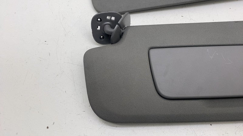 ⭕20-25 Chevrolet Silverado 1500 Front Left & Right Windshield Sun Visor Sunvisor