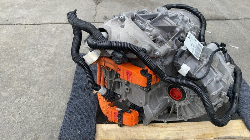 1120980 17 J ⭕ 21-24 Tesla Model 3 Y Engine Motor Rear Drive Unit 1120980-17-J (DAMAGE)