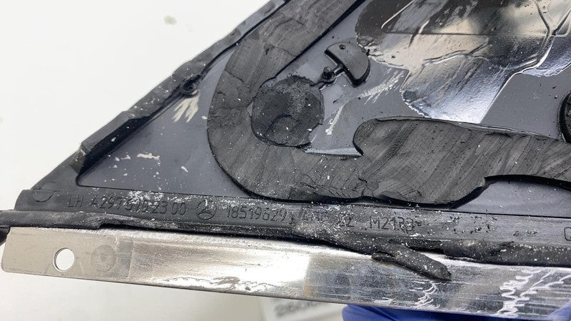 A2976702300 ⭕22-25 EQS 450+ V297 Front Left Exterior A-Pillar Quarter Glass Trim A2976702300