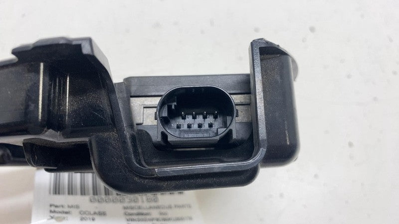 2020-2022 Mercedes GLC-Class Radar Cruise Control Sensor w/ Bracket A2