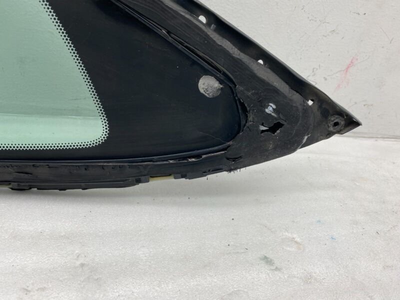 E6 43R-008010 2012-2020 Tesla Model S Rear Passenger Side Quarter Fixed Glass Right Assembly