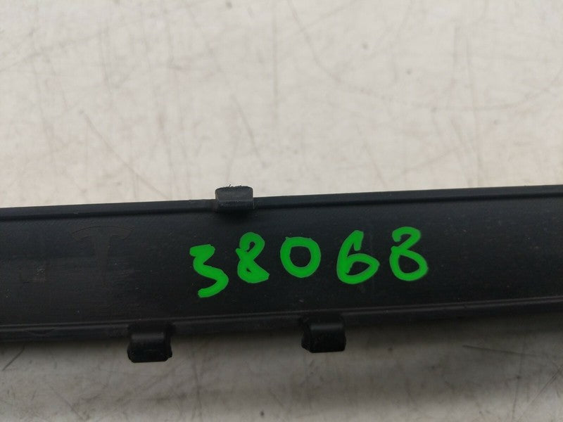 6008186-00-D ⭕12-15 Model S Rear Undertray Aero Shield Inner Strake Molding Left 6008186-00-D