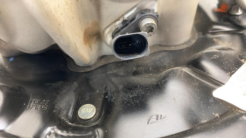 Knee Assembly VOLKSWAGEN ID4 Left 25