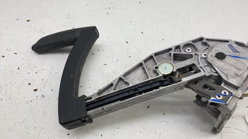 2013 2014 2015 2016 2017 2018 Ford C-Max Parking Hand Brake Lever Handle Assy