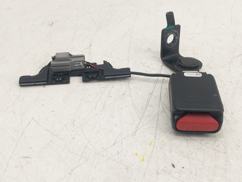 1085939 01 E ⭕ 2017-2020 Tesla Model 3 Rear Side 2nd Row Seat Belt Buckle Left 1085939-01-E