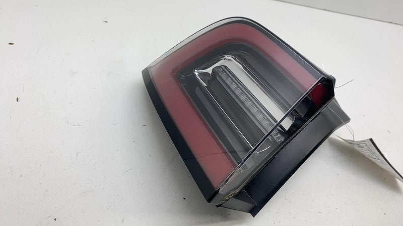 ⭕ 2017-2022 Tesla Model 3 Rear Left Exterior Taillight Outer Tail Lamp