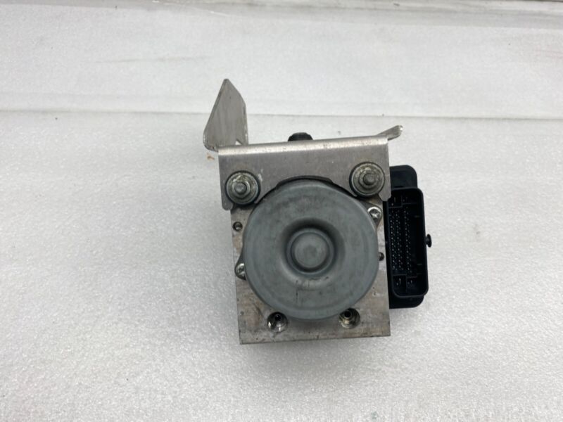 1037797 00 D 2016-2020 Tesla Model S MS Anti-Lock ABS Brake Pump Module Assembly 1037797-00-D